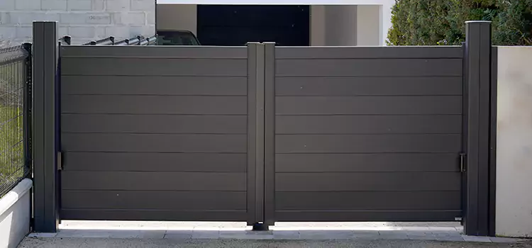 Common Residential Gate Issues We Resolve in Peoria, IL